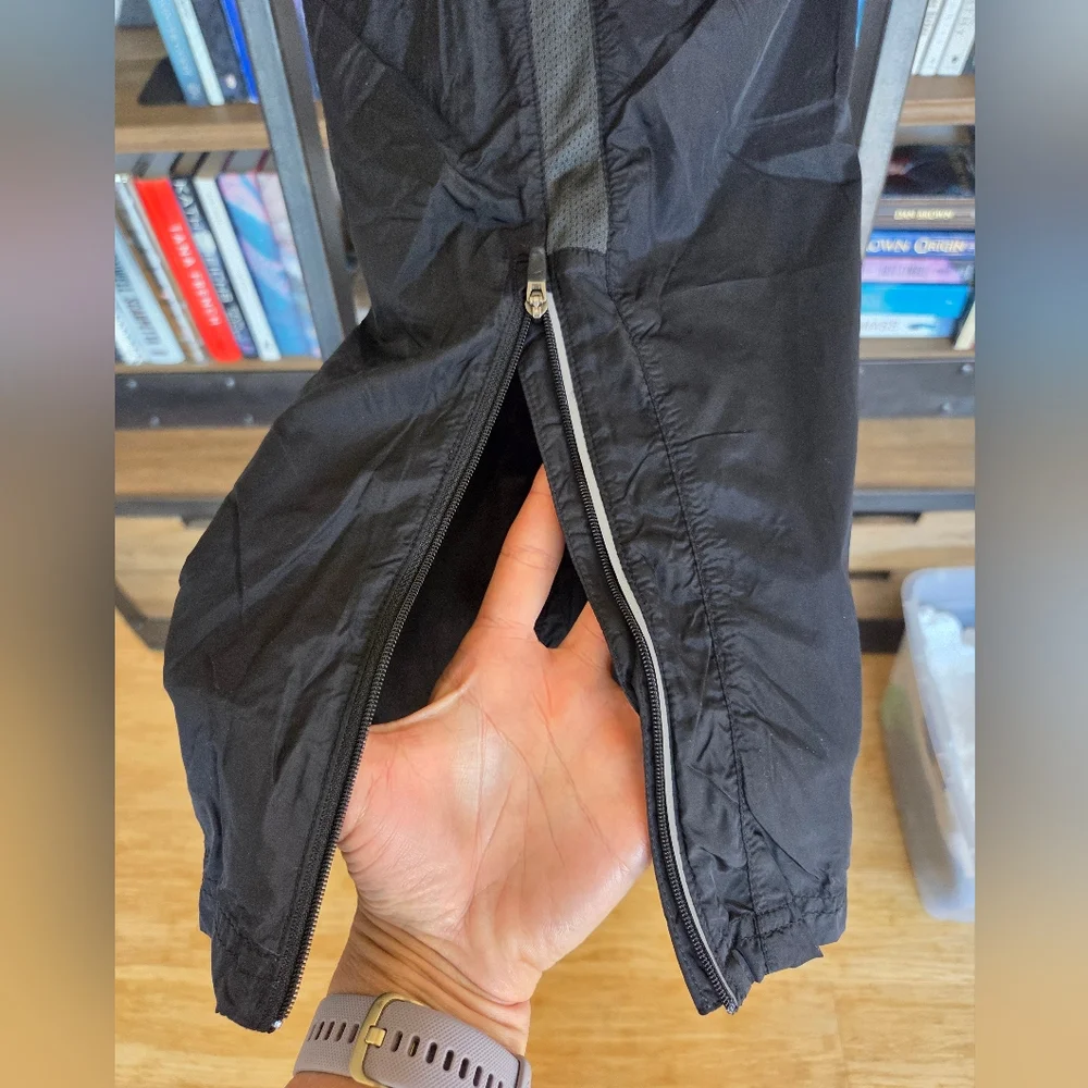 Nike Running Wind Protection Pants, Size Medium - Picture 5 of 9